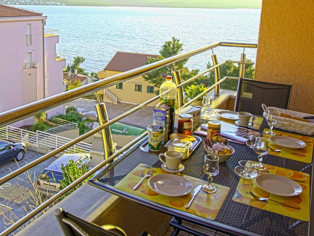 Apartment Mala Trogir Exteriör bild